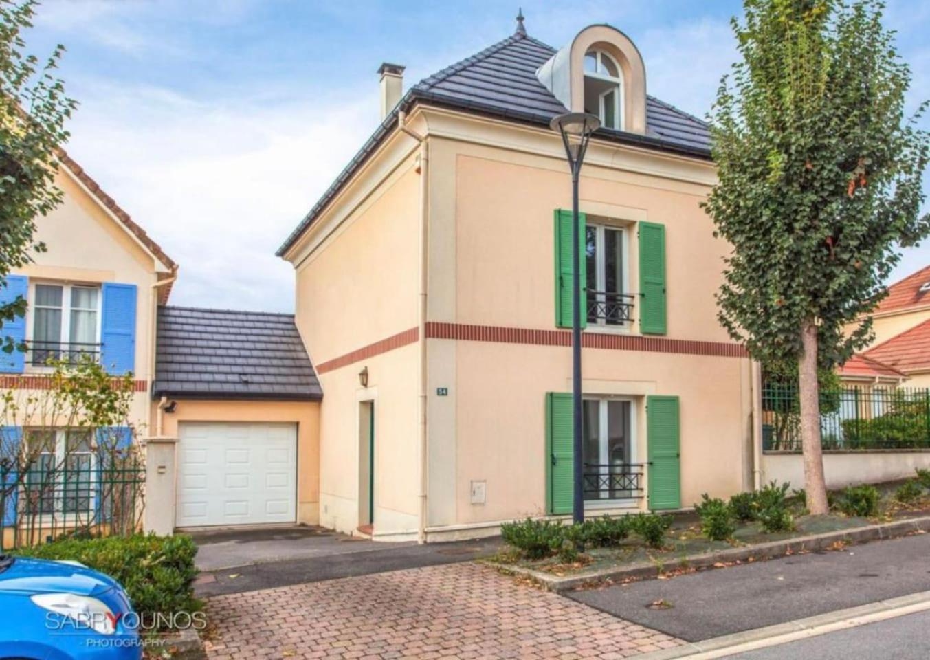 Family Disney House Magny-le-Hongre Ngoại thất bức ảnh